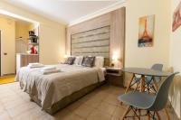 Posteľ alebo postele v izbe v ubytovaní Seven Heaven Premium Suites