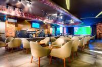 TV a/nebo společenská místnost v ubytování Citymax Hotel Bur Dubai