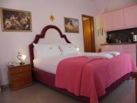Posteľ alebo postele v izbe v ubytovaní Irida Beach Resort Suites