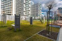 Vonkajšia záhrada v ubytovaní Apartments Varsovia Kasprzaka by Noclegi Renters
