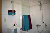 Koupelna v ubytování SALZHAUSBLICK BUSINESS APARTMENTS - Zentrale Lage am Salzhaus - MwSt-Rechnung verfügbar
