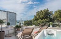 Balkón alebo terasa v ubytovaní Luxury Apartments Novigrad