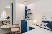 Posteľ alebo postele v izbe v ubytovaní Blue Old Navy Rooms - AE1094