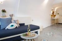 Posezení v ubytování Stoa Cave Villas