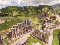 an aerial view of a city with tall buildings at Résidence Pierre &amp; Vacances Electra in Avoriaz