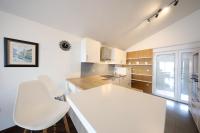 Kuchyňa alebo kuchynka v ubytovaní Bellevue Hill apartment