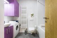 Kúpeľňa v ubytovaní Cute and Sunny Studio in Zagreb with Balcony & Free Parking