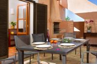 Posedenie v ubytovaní CAN NOVES - Villa de 4 suites 35 y 52
