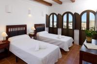 Posteľ alebo postele v izbe v ubytovaní CAN NOVES - Villa de 4 suites 35 y 52