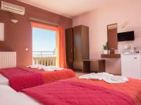 Posteľ alebo postele v izbe v ubytovaní Petritos Rooms and Studios