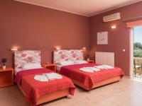 Posteľ alebo postele v izbe v ubytovaní Petritos Rooms and Studios