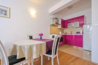 Kuchyň nebo kuchyňský kout v ubytování Apartments Žuvela