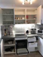 Kuchyňa alebo kuchynka v ubytovaní Luxury 2 bedroom APT 50 m from beach