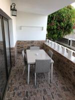 Balkón alebo terasa v ubytovaní Luxury 2 bedroom APT 50 m from beach