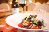 Jídlo v hotelu nebo okolí