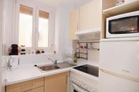 Kuchyňa alebo kuchynka v ubytovaní Amparito Apartment - Casc Antic