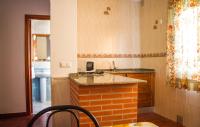 Kuchyňa alebo kuchynka v ubytovaní Apartamentos Bellavista Bolonia