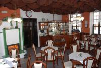 Lounge nebo bar v ubytování Hotel U Lípy