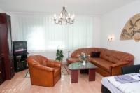 Posedenie v ubytovaní HELENA Apartman