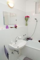 Kúpeľňa v ubytovaní HELENA Apartman