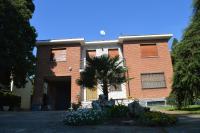 The building in which the holiday home is located
