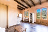 Kuchyň nebo kuchyňský kout v ubytování Finca Agroturismo Sa Cova den Borino