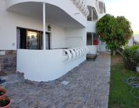 Vonkajšia záhrada v ubytovaní Luxury 2 bedroom APT 2 min from beach
