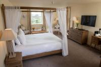 Comis Hotel & Golf Resortにあるベッド