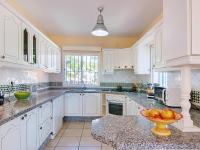 Kuchyň nebo kuchyňský kout v ubytování Villa Villa Pueblo Jara by Interhome