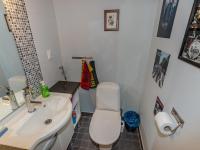 Koupelna v ubytování Holiday Home Koliwood a by Interhome