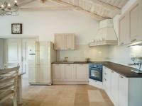 Kuchyňa alebo kuchynka v ubytovaní Holiday Home Lapis by Interhome