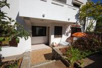 Ogród w obiekcie Apartments Daidzic by El-Pi Tours