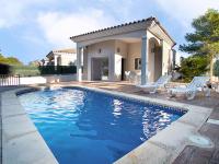 Bazén v ubytovaní Holiday Home Gaviota 3 by Interhome alebo v jeho blízkosti