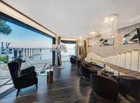 Posedenie v ubytovaní Posh Residence Luxury Suites