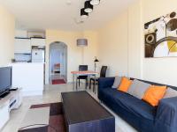 Kuchyň nebo kuchyňský kout v ubytování Apartment La Marina by Interhome