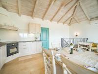 Kuchyňa alebo kuchynka v ubytovaní Holiday Home Lapis by Interhome