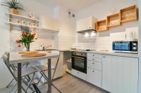 Kuchnia lub aneks kuchenny w obiekcie LTC Apartments Malczewskiego Centrum