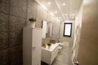 A bathroom at Anna & Alfredo bed and breakfast