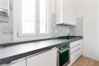 Kuchyňa alebo kuchynka v ubytovaní Prato della Valle Roomy Flat
