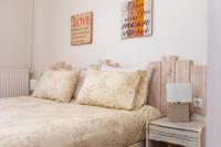 Posteľ alebo postele v izbe v ubytovaní ALL SEASONS SUITE