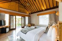 Kashantee Village thumbnail 2
