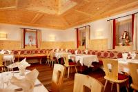 Hotel Pineiにあるレストランまたは飲食店