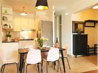 Kuchyňa alebo kuchynka v ubytovaní Hygge Apartments top location Kaštel Lukšić / Split