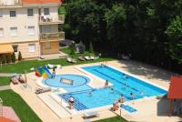 Bazén v ubytovaní Sunrise 3 Apartment alebo v jeho blízkosti
