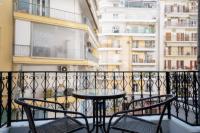 Balkón alebo terasa v ubytovaní Acropolis deluxe Apt.(Must)