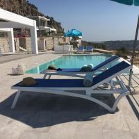 Bazén v ubytovaní Luxury Villa Hera with Private Pool alebo v jeho blízkosti