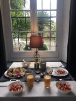 Jedlo v ubytovaní bed & breakfast alebo blízkom okolí