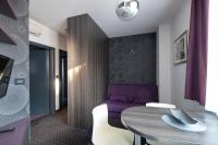 Posedenie v ubytovaní Log In Rooms