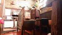 A seating area at Casa O´Crego