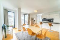 A kitchen or kitchenette at easy flat Margareten Apartments